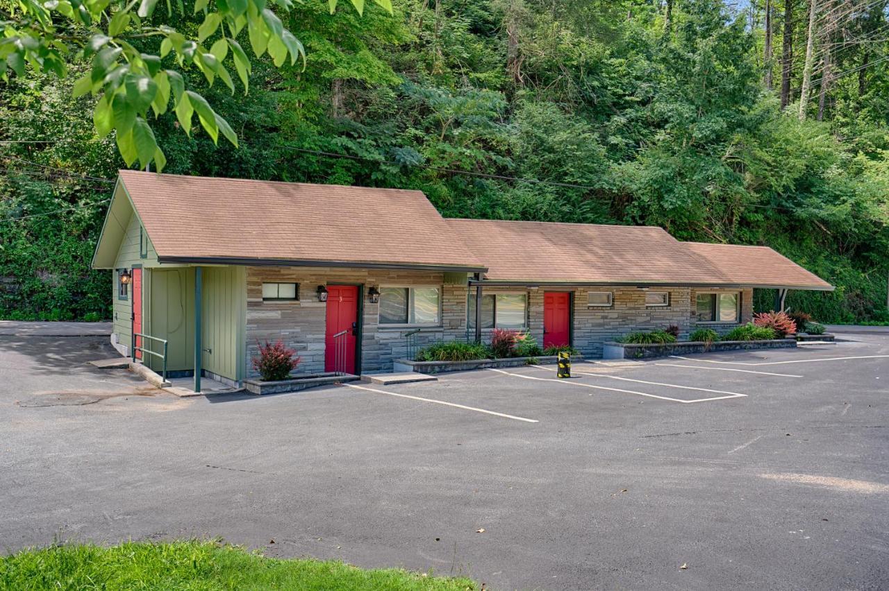Newly Remodeled Motel In Gatlinburg! Εξωτερικό φωτογραφία